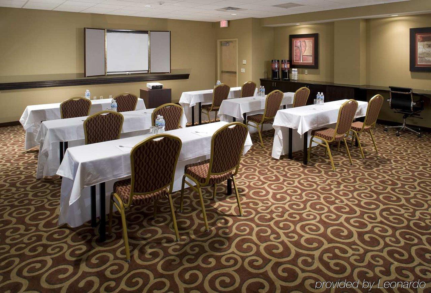 Hampton Inn & Suites Rochester-North Facilidades foto