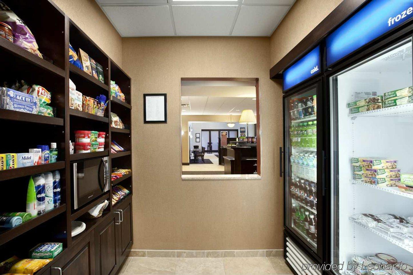Hampton Inn & Suites Rochester-North Facilidades foto